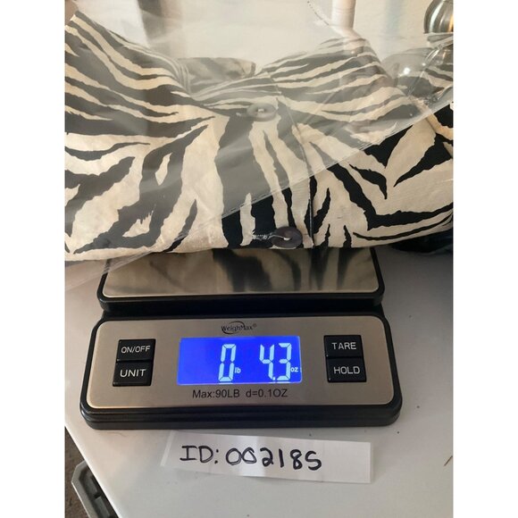 Silkland Women's Size 10 Animal Print Button Down Shirt Shacket Silk - Picture 8 of 8